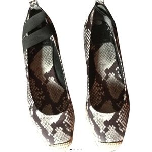 Tory Burch Shoes Tory Burch Heather Snake Skin Wrap Espadrilles Size 8M